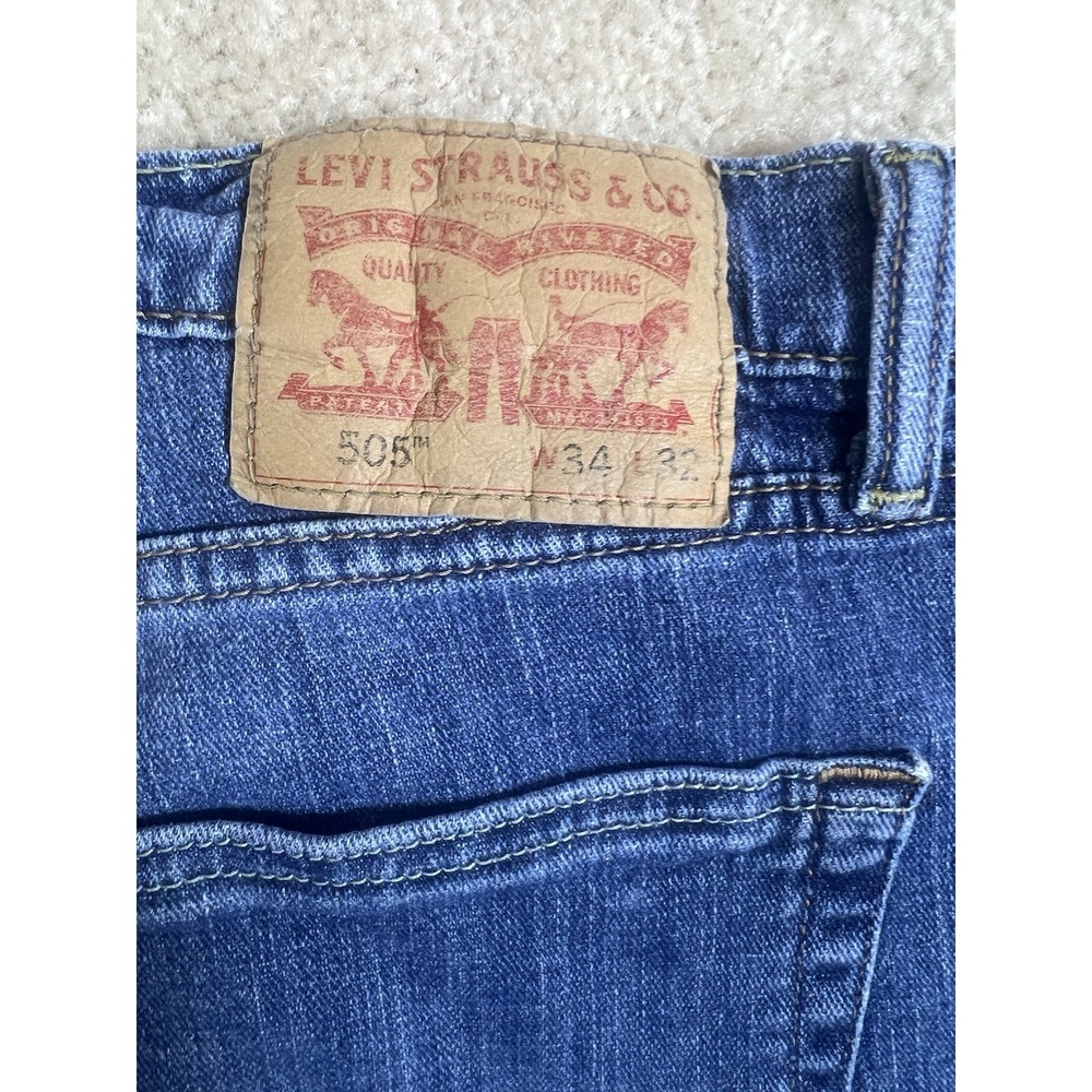LEVI LEVIS 505 STRAIGHT Leg Jeans Mens 34X32 Denim Red Tab Grunge Distressed - Picture 7 of 8